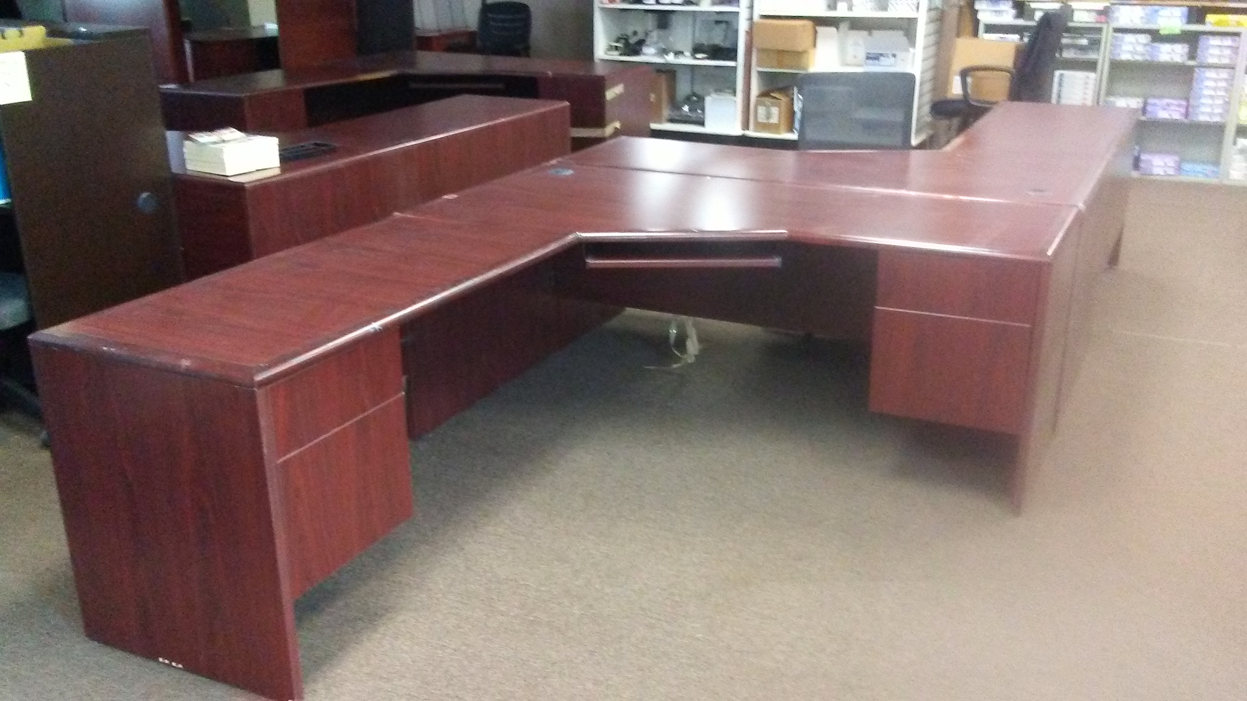 6×7 Office Desk – $200